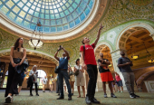 Chicago in a Day Walking Tour: Food, History & Architecture