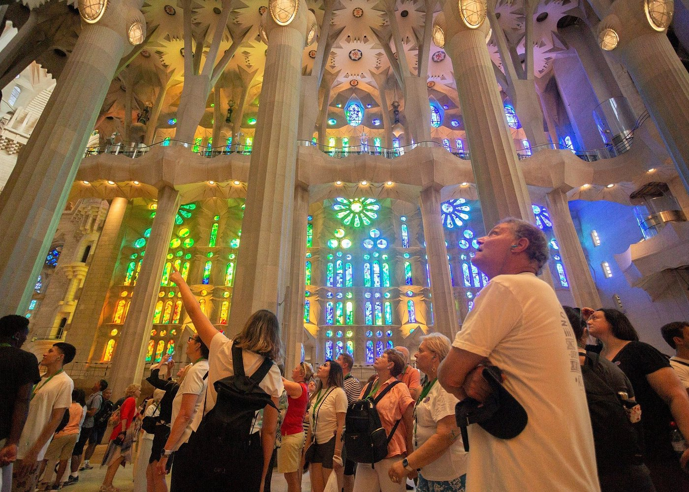 Barcelona: Sagrada Familia Fast Track Tour with Tower Option